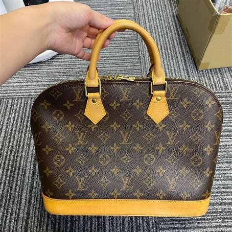 louis vuitton alma replica|false louis vuitton prints.